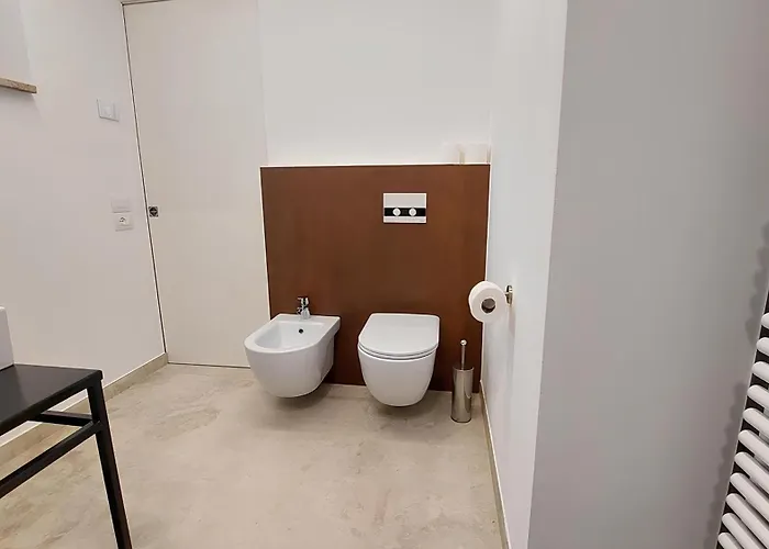 Over The Castle Apartament *